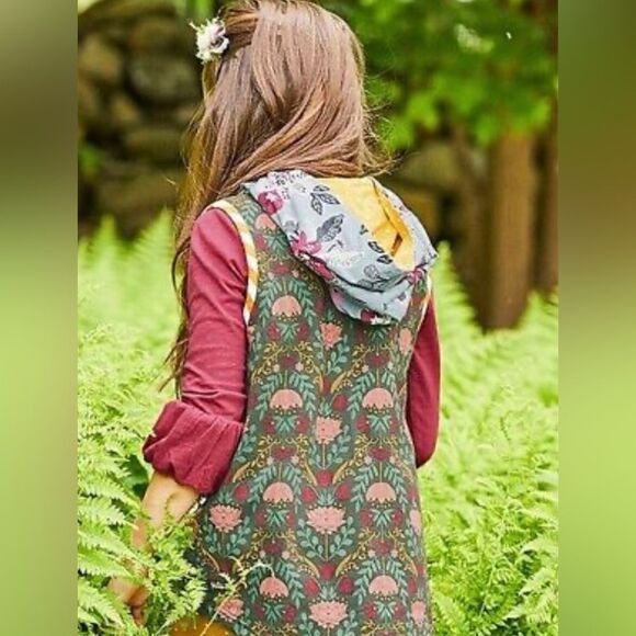 Matilda Jane Hooded Vest - Picture 2 of 9